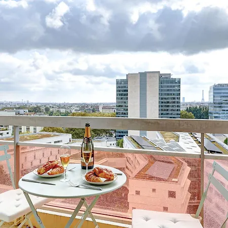 133 - Luxury Penthouse Vue Sur Tour Eiffel Avec Balcon Courbevoie